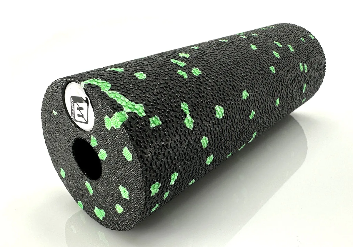 Масажний ролик EasyFit EPP 15х5 см салатовий