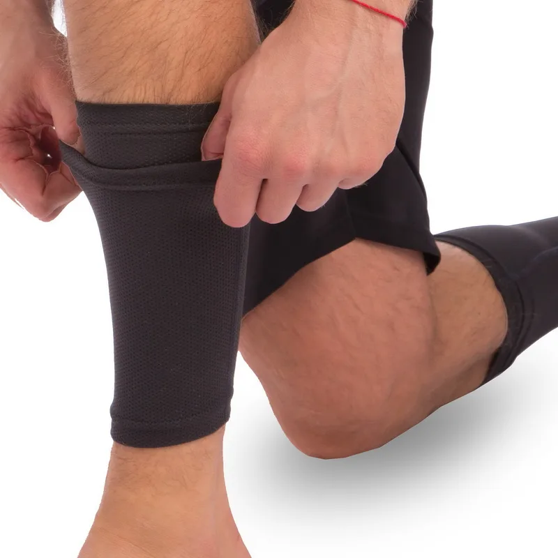 Тримачі щитків (обрізання) білий універсальний