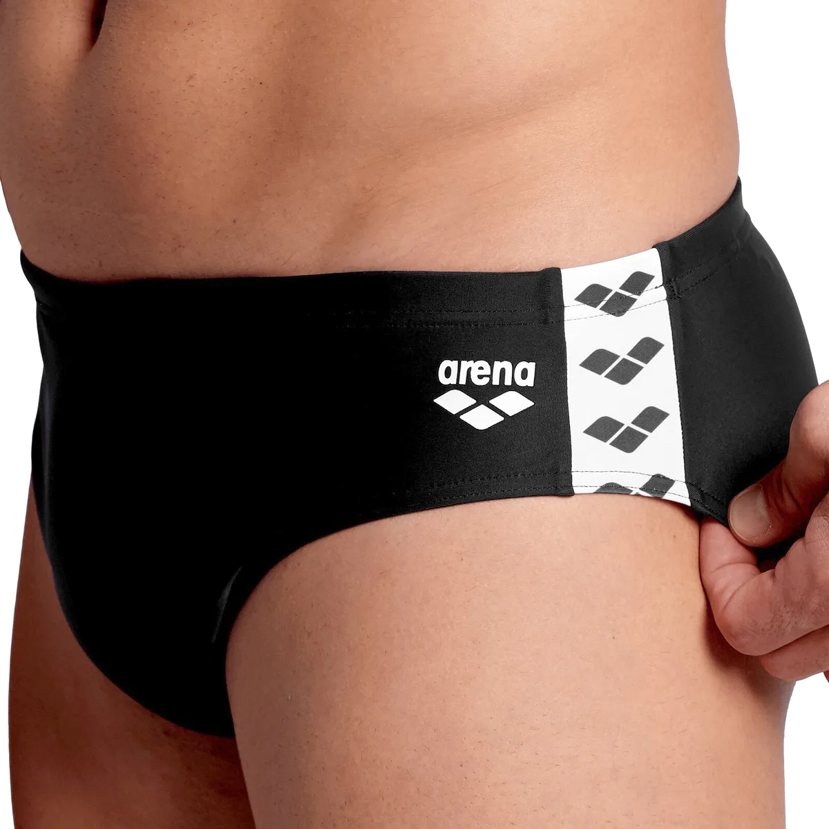 Плавки сліпи для чоловіків Arena ICONS SWIM BRIEFS SOLID Чорний (Оригінал) 95