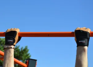 Рукавички для фітнесу MadMax MFG-444 Fitness Brown M