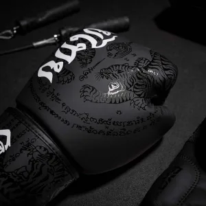 Боксерські рукавиці Phantom Muay Thai Black 10 унцій (бинти в подарунок)