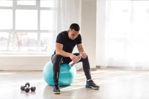 М'яч для фітнесу фітбол PowerPlay 4001 Ø65 cm Gymball м'ятний + помпа