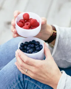 Шейкер спортивний SmartShake Original2 GO - 600 мл Білосніжний