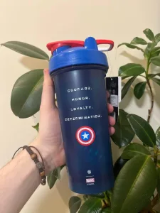 Шейкер спортивний BlenderBottle Classic Loop PRO 820 мл Marvel Capitan Amerika (600557)