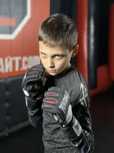 Рукавиці для MMA PowerPlay 3075 чорні-білі XL