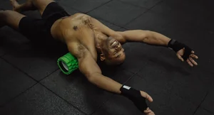 Foam Roller: What It Is and How to Use It for Recovery