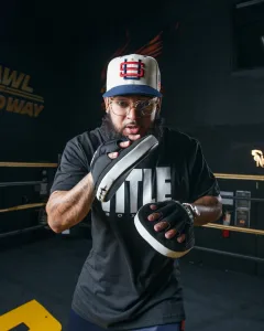 Лапи боксерські TITLE Boxing Gel Tech Punch Mitts 2,0 Black