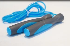 Скакалка PowerPlay 4204 класичний Jump Rope блакитна 2,7 m.