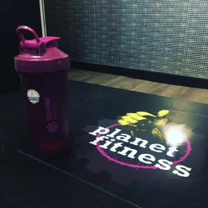 Шейкер спортивний BlenderBottle Classic Loop 820 мл сливовий