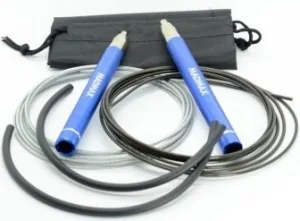 Скоростная скакалка на подшипниках алюминиевая MadMax MFA-286 Speed jump rope Blue