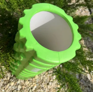 Масажний ролик (роллер) PowerPlay 4342 Massage Roller зелений 30x10 см