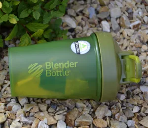 Шейкер спортивний BlenderBottle Classic Loop 590 мл мохово-зелений