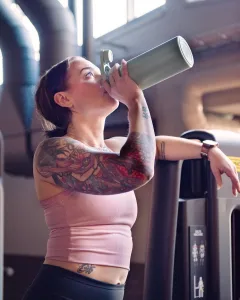 Бутылка для воды металлическая с двойной вакуумной изоляцией Bohtal Insulated Sports Bottle 960 мл Green