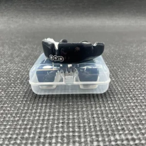 Капа OPRO Instant взрослая (возраст 11+) Black/White (art.102520001)