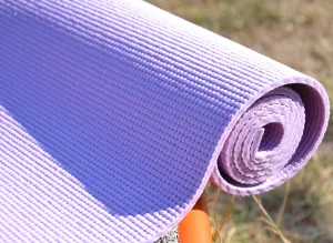 Килимок для йоги та фітнесу PowerPlay 4010 PVC Yoga Mat лавандовий 173x61x0,6