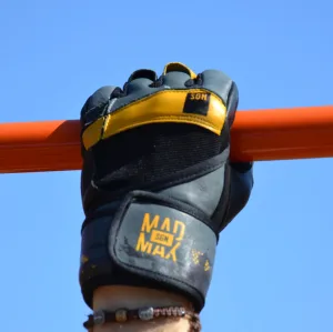 Перчатки для фитнеса MadMax MFG-880 Signature Black/Grey/Yellow M