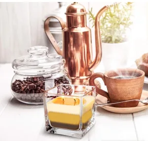 Ароматична свічка у стакані із триколірним наповненням соняшники SNK80