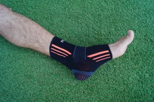 Бандажі на гомілкостоп Power System PS-6022 Ankle Support Evo Black/Orange 2 шт. - M