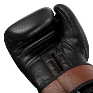 Боксерские перчатки TITLE Boxing Honorary Black M 12 унций (бинты 4 м. в комплекте)