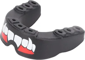 Капа Venum у футлярі