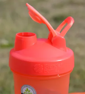 Шейкер спортивний BlenderBottle Classic Loop 590 мл кораловий