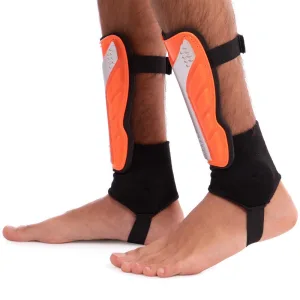 Щитки футбольні із захистом кісточки 602P розмір S Зелений