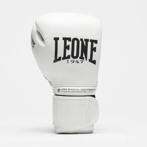 Боксерські рукавиці Leone GN111 THE GREATEST White 12 унцій (бинти 4 м. в комплекті)