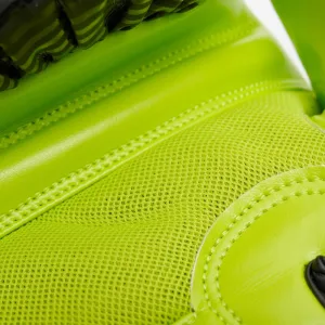 Боксерські рукавиці Leone GN313 WAVES Black 16 унцій (капу в комплекті)