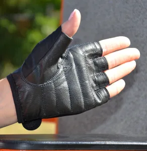 Рукавички для фітнесу MadMax MFG-251 Rainbow Pink M