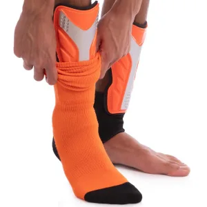 Щитки футбольні із захистом кісточки 602P розмір S Зелений