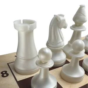 Шахи дерев'яні з пластиковими фігурками 43х43 см