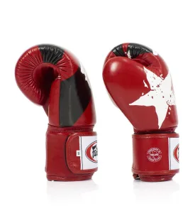 Боксерські рукавиці Fairtex BGV1 Nation Print Red 14 унцій (бинти в комплекті)