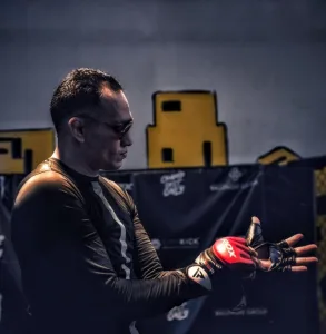 Рукавиці для ММА RDX F12 Model GGRF Red L