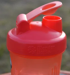 Шейкер спортивний BlenderBottle Original Classic 590 мл кораловий