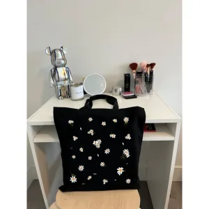 Екошопер BookOpt BK4091 Ромашки - сонячні квіти, чорний