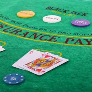 Набір для покеру в металевій коробці 200 фішок 3896-B