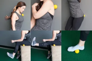 Масажний м'ячик EasyFit TPR 6 см фіолетовий