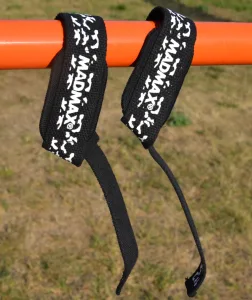 Лямки для тяги MadMax Camo Power Wrist Straps Camo/White
