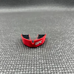 Капа OPRO Silver UFC дитяча (вік до 10) Red/Black (ufc.102515002)