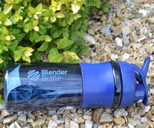 Шейкер спортивний пляшка BlenderBottle SportMixer Flip 820 мл темно-синій
