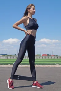 Тканева гумка для фітнесу та спорту PowerPlay 4111 Hip Band L Light чорна (d_84cm)