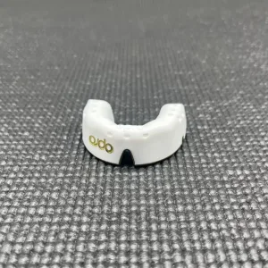Капа Opro Gold дитяча вік до 10 р. Білий/Gold art.102505005