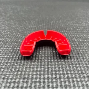 Капа OPRO Gold доросла (вік 11+) JAWS Black/Red (art.102504011)