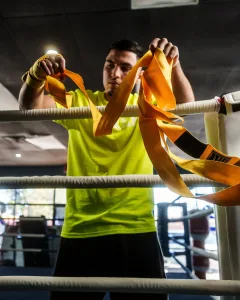 Бинти для боксу TITLE Boxing Select 180" Semi Elastic Mexican Gold (4,5 м.)