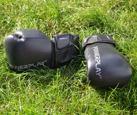 Боксерські рукавиці PowerPlay 3087 Magnum чорні натуральна шкіра 12 унцій