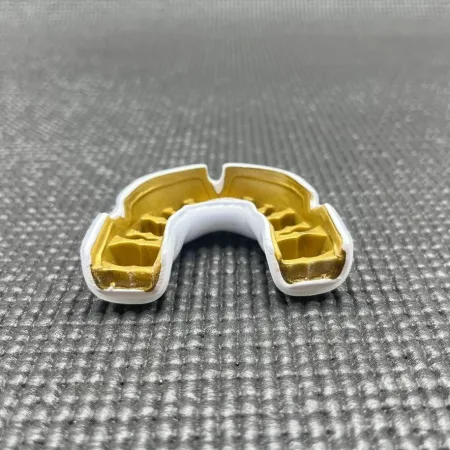 Капа OPRO Instant доросла (вік 11+) White/Gold (art.102520006)