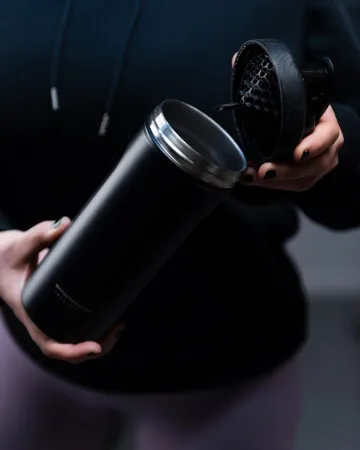 Шейкер спортивний SmartShake металевий Insulated Steel - 750 мл Чорний