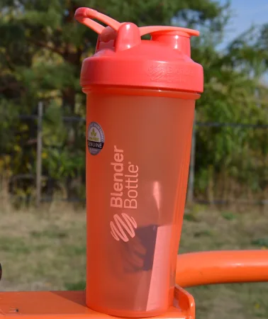 Шейкер спортивний BlenderBottle Classic Loop 820 мл кораловий