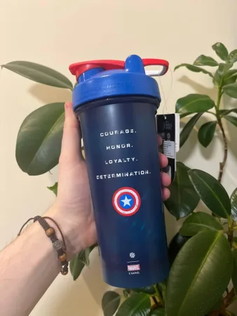 Шейкер спортивний BlenderBottle Classic Loop PRO 820 мл Marvel Capitan Amerika (600557)