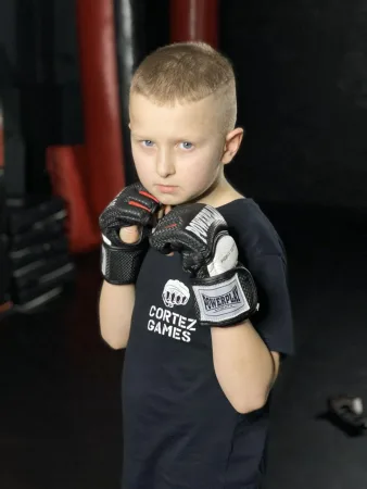 Рукавиці для MMA PowerPlay 3075 Чорні-Білі M